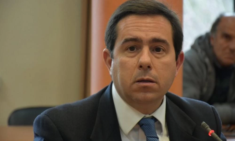 Μηταράκης: Σταθερή η αποσυμφόρηση στις δομές - Τι γίνετε με τον κορονοϊό